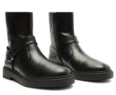 Bota Anacapri Cano Curto Bold Triângulo Metálico Preta